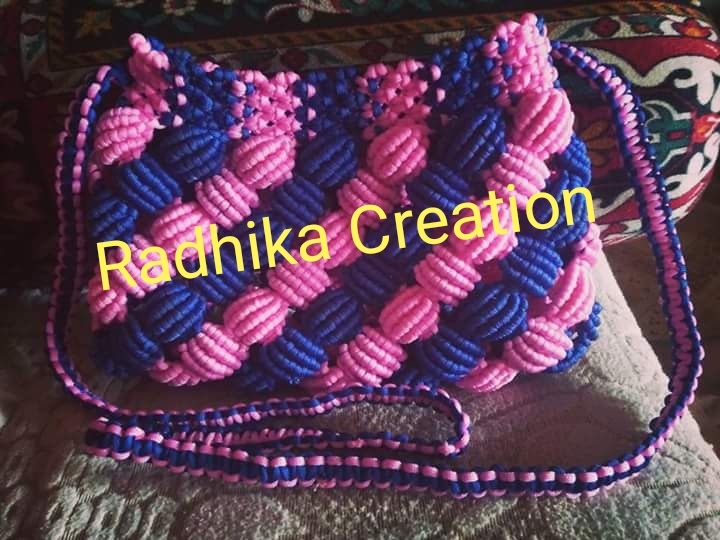 New collection of crochet hand bags/cross body bags designs and ideas |  Knitted bags, Crochet handbags, Crochet purses